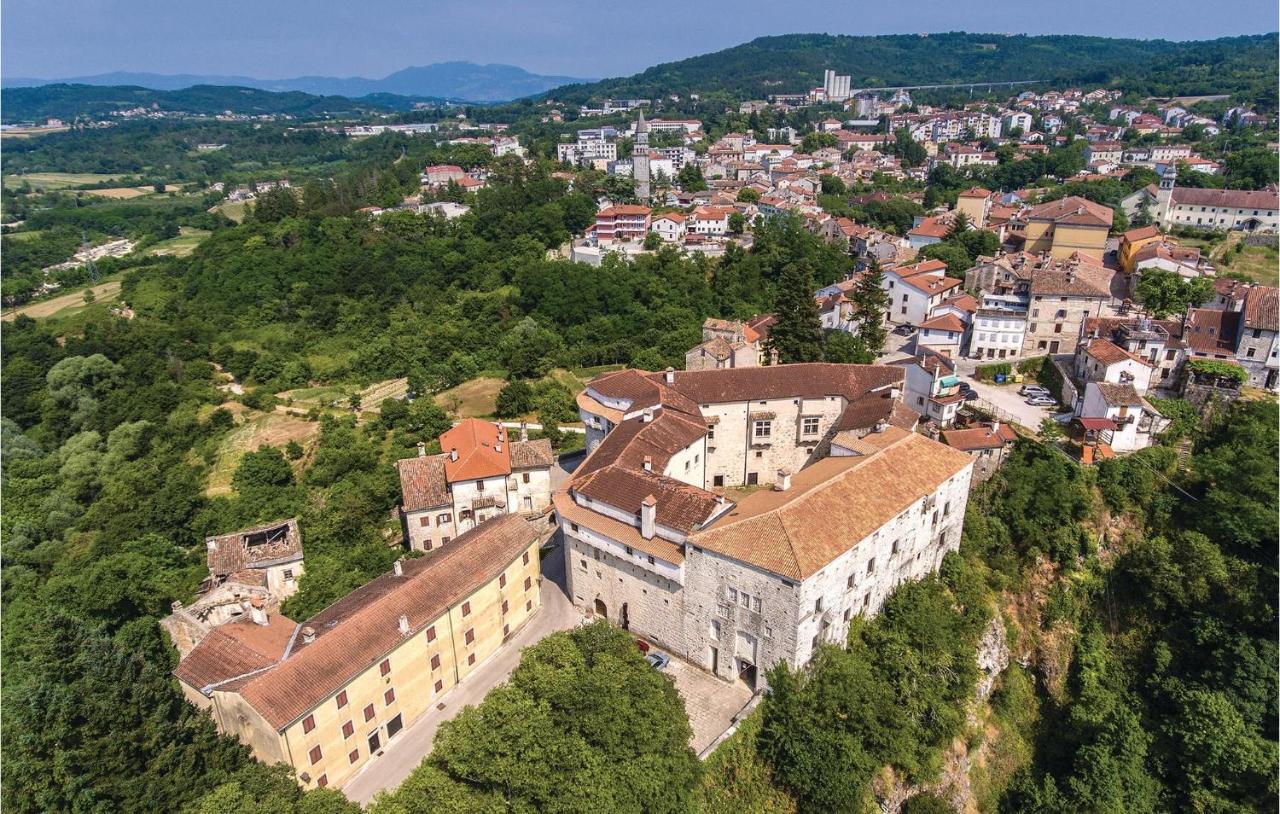 Cozy Home In Pazin With House A Panoramic View Buitenkant foto